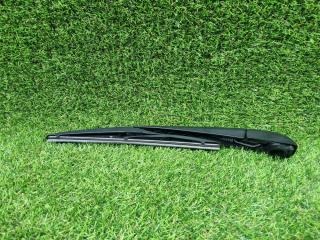 Дворник двери багажника Toyota Vitz 2018 контрактная Дворник двери багажника Toyota Vitz 2018