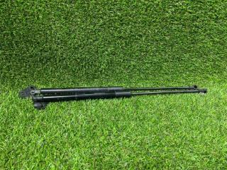 Амортизатор двери багажника Toyota Prius 2012