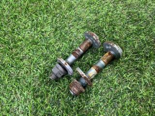 Болт развальный задний Toyota C-HR 2018