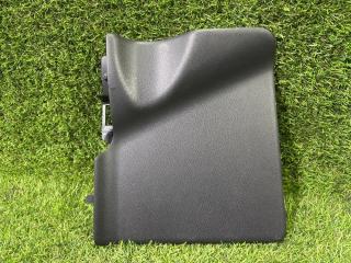 Обшивка багажника Nissan Serena 2018