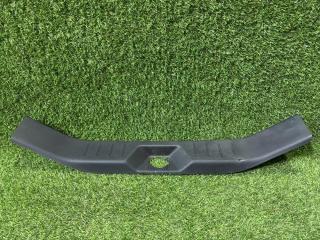 Накладка замка багажника Toyota Roomy 2016