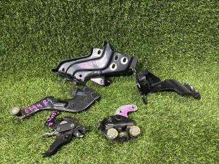 Ролик раздвижной двери задний правый Toyota Roomy 2016