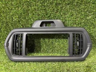 Консоль магнитофона Toyota Passo 2019