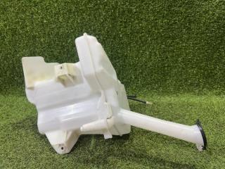 Бачок омывателя Toyota Aqua 2017 контрактная Бачок омывателя Toyota Aqua 2017