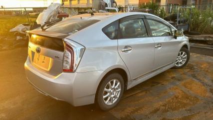 Бардачок между сиденьями Prius 2012 ZVW30 2ZRFXE