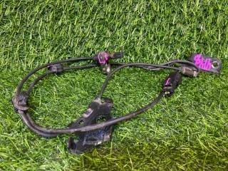 Запчасть датчик abs передний правый Toyota Prius Alpha 2013