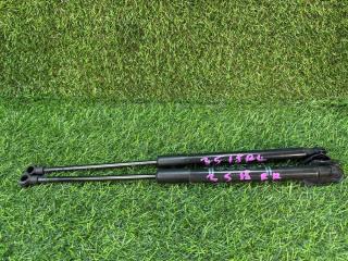 Амортизатор двери багажника Toyota Vitz 2018