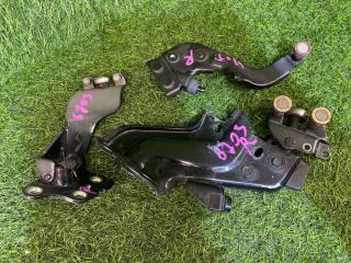 Ролик раздвижной двери задний правый Toyota Roomy 2018