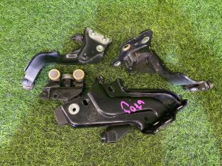 Ролик раздвижной двери задний левый Toyota Roomy 2018