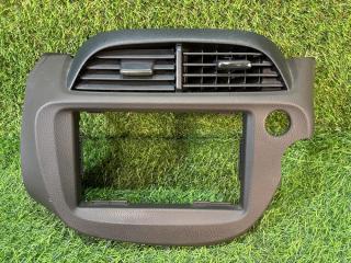 Консоль магнитофона Honda Fit Shuttle 2012