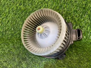 Запчасть мотор печки Toyota Prius Alpha 2013