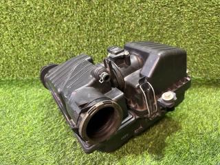 Фото запчасти корпус воздушного фильтра Honda Fit Shuttle 2014 контрактная запчасть Запчасть корпус воздушного фильтра Honda Fit Shuttle 2014