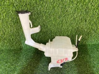 Бачок омывателя Toyota Roomy 2019 контрактная Бачок омывателя Toyota Roomy 2019