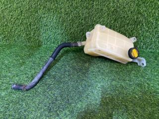 Расширительный бачок инвертора Toyota Prius 2012