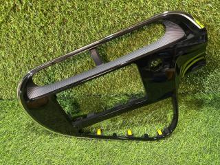 Консоль магнитофона Toyota Aqua 2018