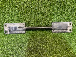 Запчасть распорка кузова Toyota Prius Alpha 2013