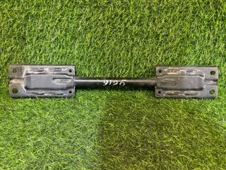 Запчасть распорка кузова Toyota Prius 2012