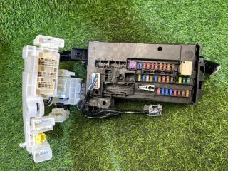 Блок предохранителей Toyota Roomy 2019