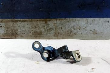 Запчасть петля двери передняя правая Ford Focus 1