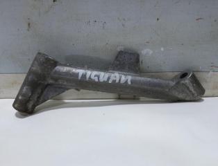 Запчасть кронштейн впускного коллектора Volkswagen Tiguan 2007 - 2017