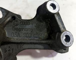 Запчасть кронштейн катушки зажигания Volkswagen Golf Plus 2005 - 2014