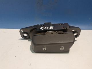 Кнопка блокировки дверей Chevrolet Cobalt 2013