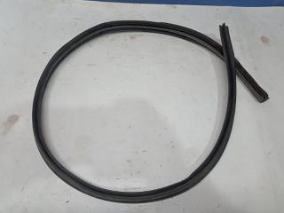 Запчасть уплотнитель жабо Nissan Almera 2005