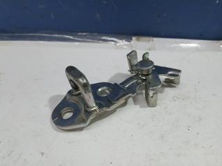 Запчасть петля замка багажника Chevrolet Aveo 1 2009