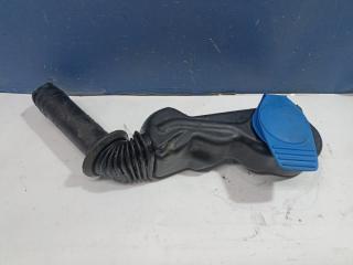 Запчасть горловина бачка омывателя Audi A6 2005