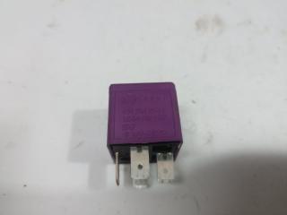 Запчасть реле Audi A6 2005