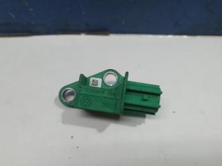 Запчасть датчик airbag Audi A6 2005
