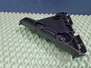 Кронштейн бампера задний Toyota Camry 40 Кронштейн бампера задний Toyota Camry 40