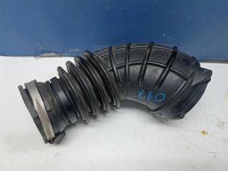 Запчасть патрубок воздушного фильтра Audi A4 2013