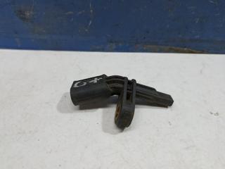 Фото запчасти датчик abs передний правый Volkswagen Golf Plus 2005 - 2014 Б/У запчасть Запчасть датчик abs передний правый Volkswagen Golf Plus 2005 - 2014