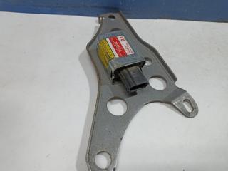 Датчик Airbag правый Toyota Camry V30 Датчик Airbag правый Toyota Camry V30