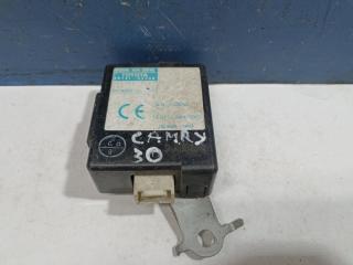 Блок управления дверью Toyota Camry 30 2001-2006