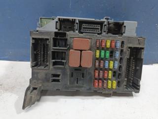 Фото запчасти блок предохранителей салонный Fiat Albea Б/У запчасть Запчасть блок предохранителей салонный Fiat Albea