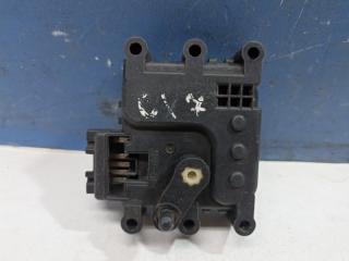 Запчасть моторчик заслонки печки Mazda CX-7 2007-2012