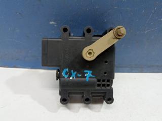 Запчасть моторчик заслонки печки Mazda CX-7 2007-2012