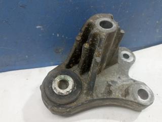 Запчасть кронштейн кпп Ford Focus 2 2008