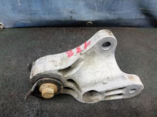 Запчасть кронштейн кпп Ford Focus 2 2008