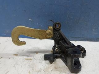 Запчасть кронштейн двигателя Geely MK Cross 2012