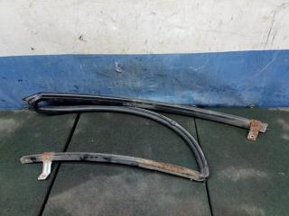 Запчасть уплотнитель стекла двери передний правый Nissan Almera Classic 2006