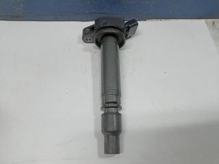 Фото запчасти катушка зажигания Toyota Camry 2015 контрактная запчасть Запчасть катушка зажигания Toyota Camry 2015