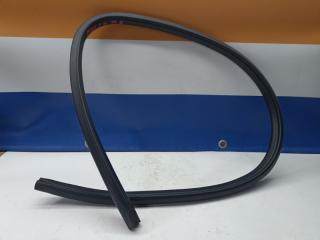 Фото запчасти уплотнитель дверного проема передний правый Toyota Passo 2016 контрактная запчасть Запчасть уплотнитель дверного проема передний правый Toyota Passo 2016