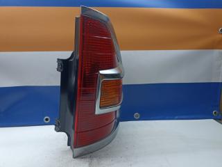 Запчасть фонарь задний правый Mitsubishi Pajero 1999