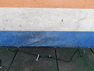 Фото запчасти трубка тормозная передняя левая Renault Sandero 2013 Б/У запчасть Запчасть трубка тормозная передняя левая Renault Sandero 2013