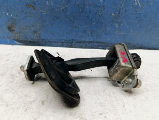 Запчасть ограничитель двери задний левый Nissan Qashqai +2 2012