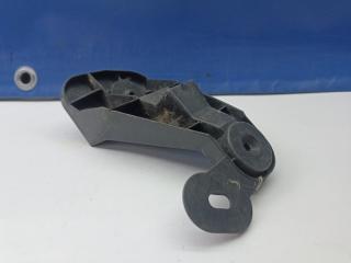 Запчасть кронштейн обшивки передний левый Citroen C5 2011