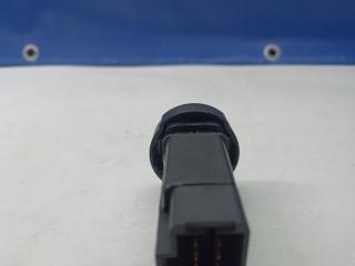 Кнопка аварийки Ларгус 2019